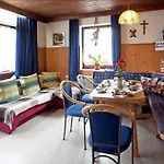 In Near Slopes Apartment