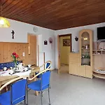In Near Slopes Apartment *