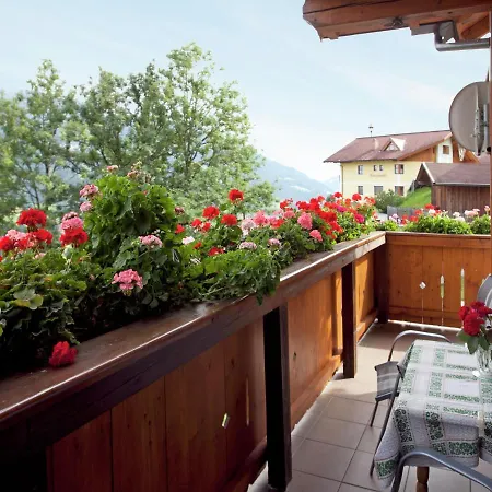 Sunny Flat With Balcony Wagrain