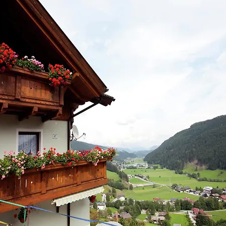 In Near Slopes Apartment
